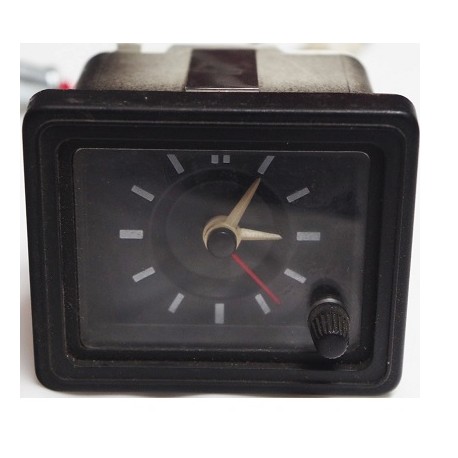 Montre ou horloge rectangulaire de DEFENDER et RRC